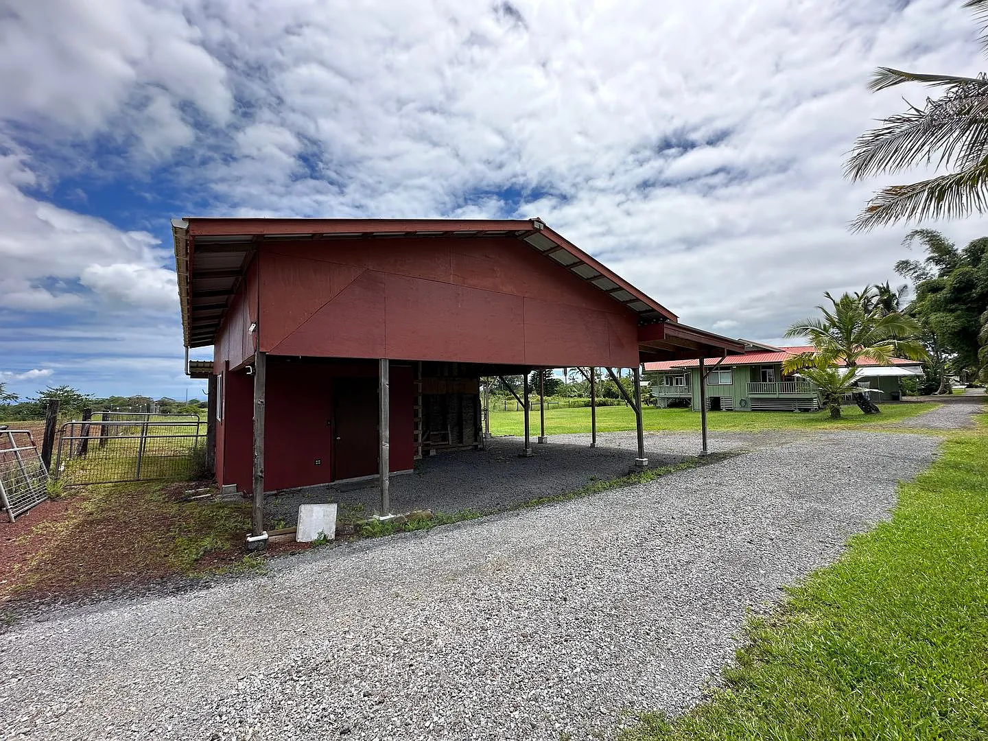 4 Bedroom/ 2.5 Bath — Photo 2