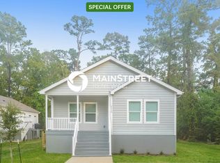 9330 Crestview Dr, Houston, TX 77078