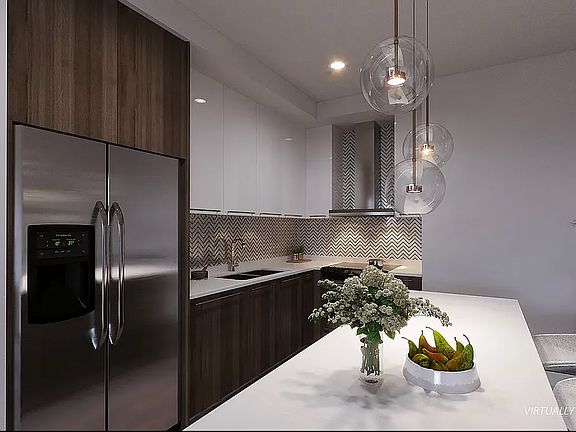 4th image of 2442 Ocean Ave #4G