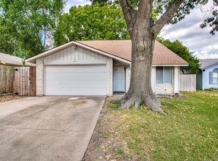 2929 Potomac Dr, Garland, TX 75042