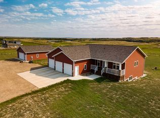 3248 James Dr N, Mandan, ND 58554
