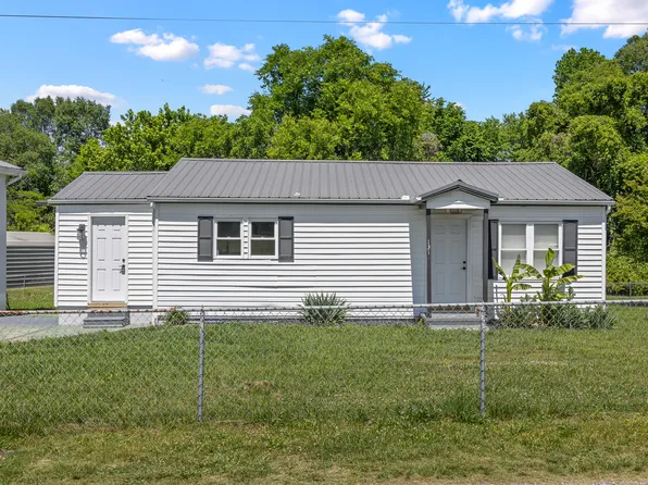 131 Eleanor Davis Dr, Maryville, TN 37804