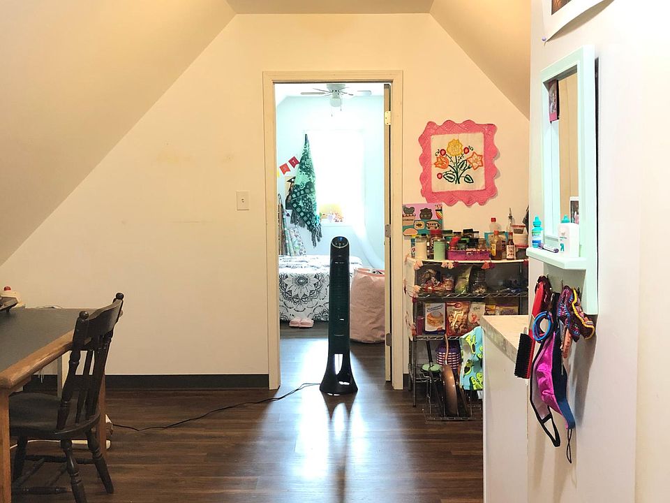 1st image of 2127 W 21st Pl #3