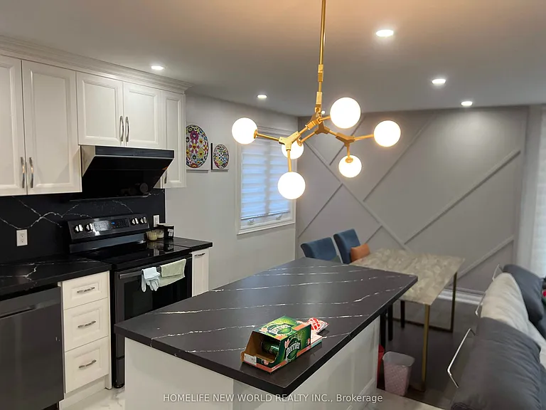 13 Rockport Cres #MAIN — Photo 22