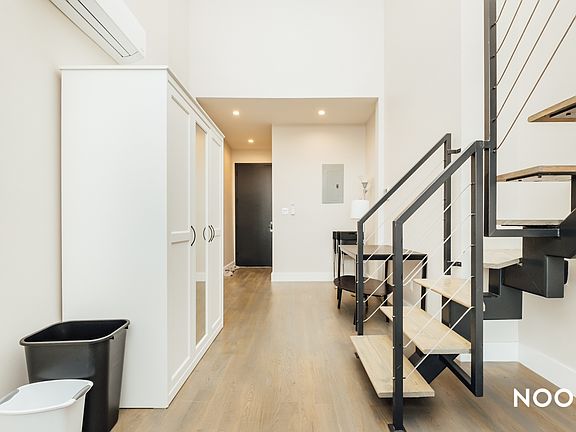 2nd image of 358 Irving Ave #3D