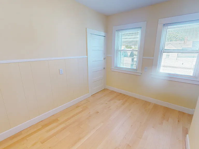 243 Belmont St #3R — Photo 4