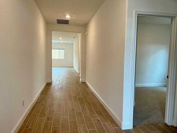 2nd image of 2509 W Claridge Way