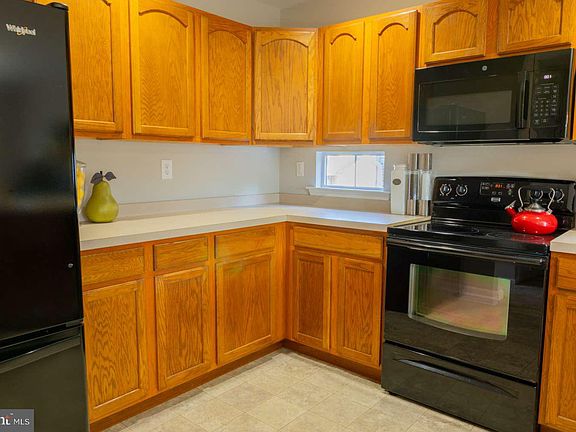 4th image of 120 Marquis Dr