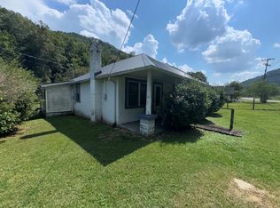 628 Upper Poore Valley Rd, Saltville, VA 24370