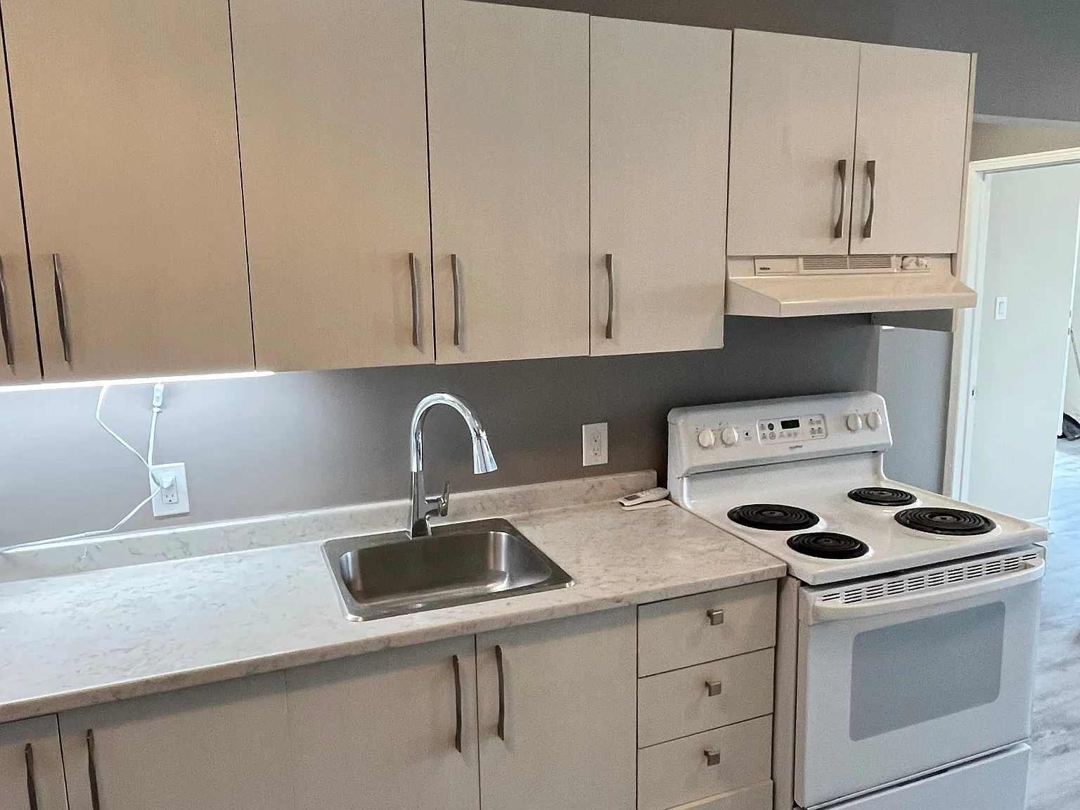 2 bed, $2,380 — Photo 3