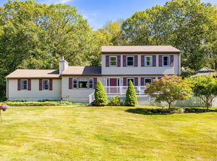 39 Putting Green Ln, Prospect, CT 06712