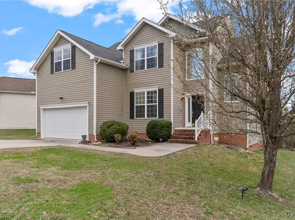 3443 Ellenbrook Dr, Chester, VA 23831