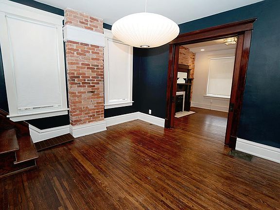 3rd image of 1435 E Long St #1435
