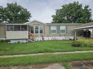 203 Bordeaux St, Iowa City, IA 52240