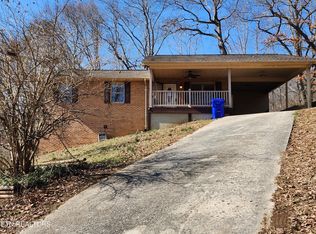 107 Rosemont Ln, Harriman, TN 37748