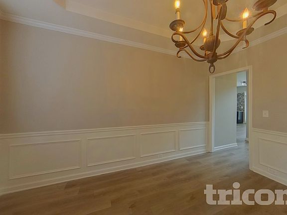 3rd image of 7259 Madison Cir