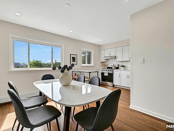 4th image of 41A Edgewater Place