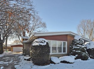9720 S Kostner Ave, Oak Lawn, IL 60453