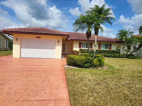 2nd image of 10319 NW 70th Court