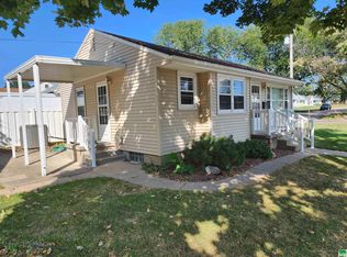 2221 S Alice St, Sioux City, IA 51106