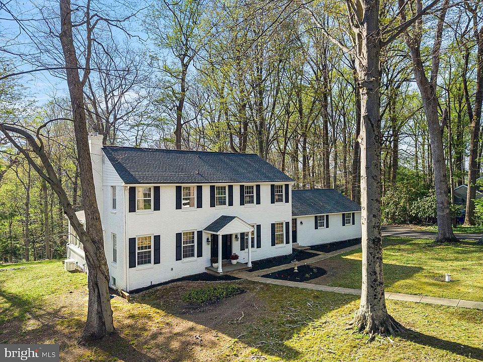 1st image of 307 Center Hill Rd