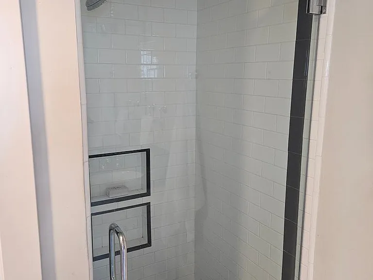 816 F Ave — Photo 9