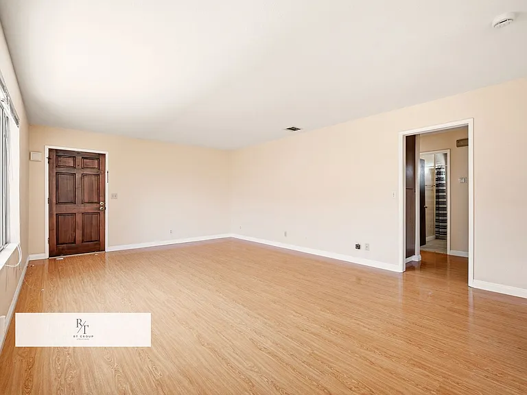 5934 1/2 Alessandro Ave — Photo 13