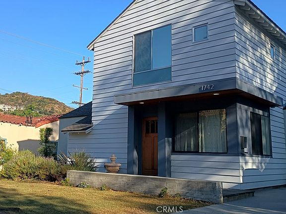 2nd image of 1742 El Rito Ave