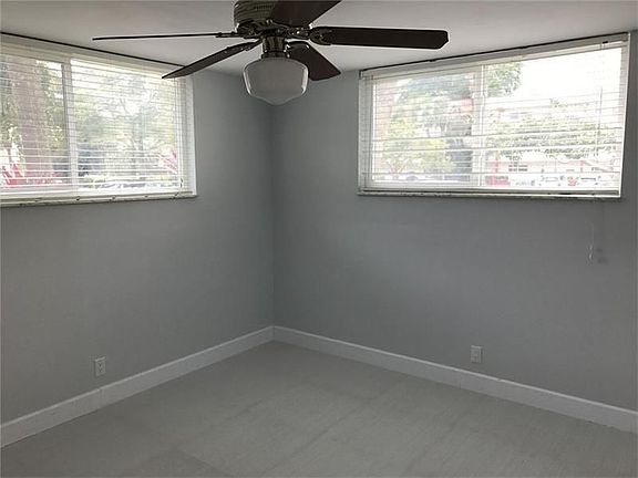 3rd image of 9800 N Hollybrook Lake Dr APT 101