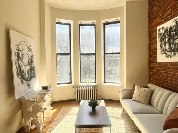 117 West 92nd Street image 1 of 13