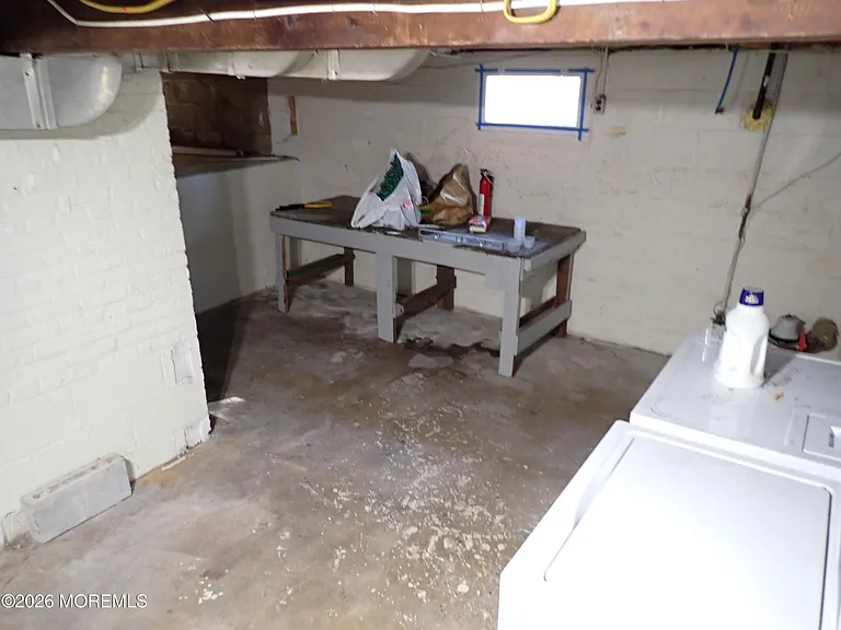 1490 Davidson Ave — Photo 18