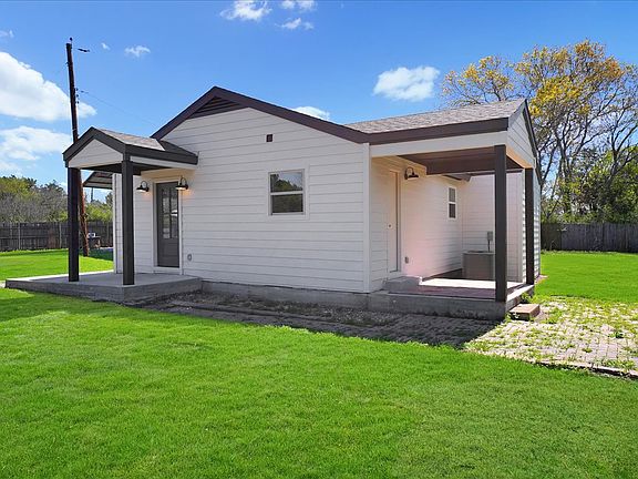 3rd image of 5544 Ranchero Ln