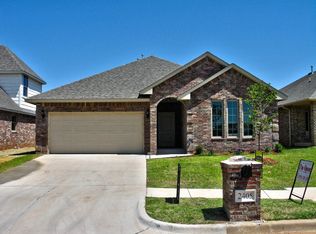 2405 NW 195th St, Edmond, OK 73012