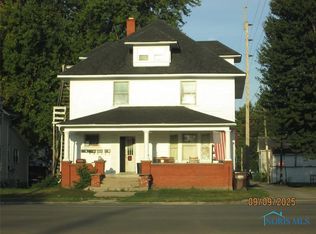 708 N Main St, Findlay, OH 45840