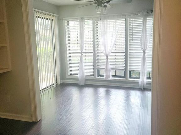4th image of 2611 Vinings Central Dr SE