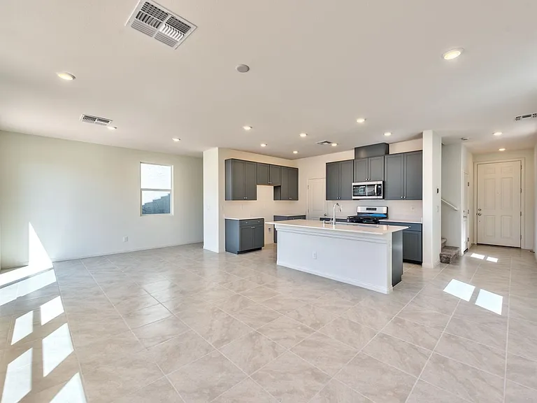 10167 Glowing Amber St — Photo 3