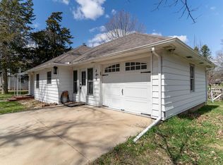 205 W Main St, Steamboat Rock, IA 50672