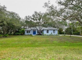 1989 Kingsdown Dr, Sarasota, FL 34240
