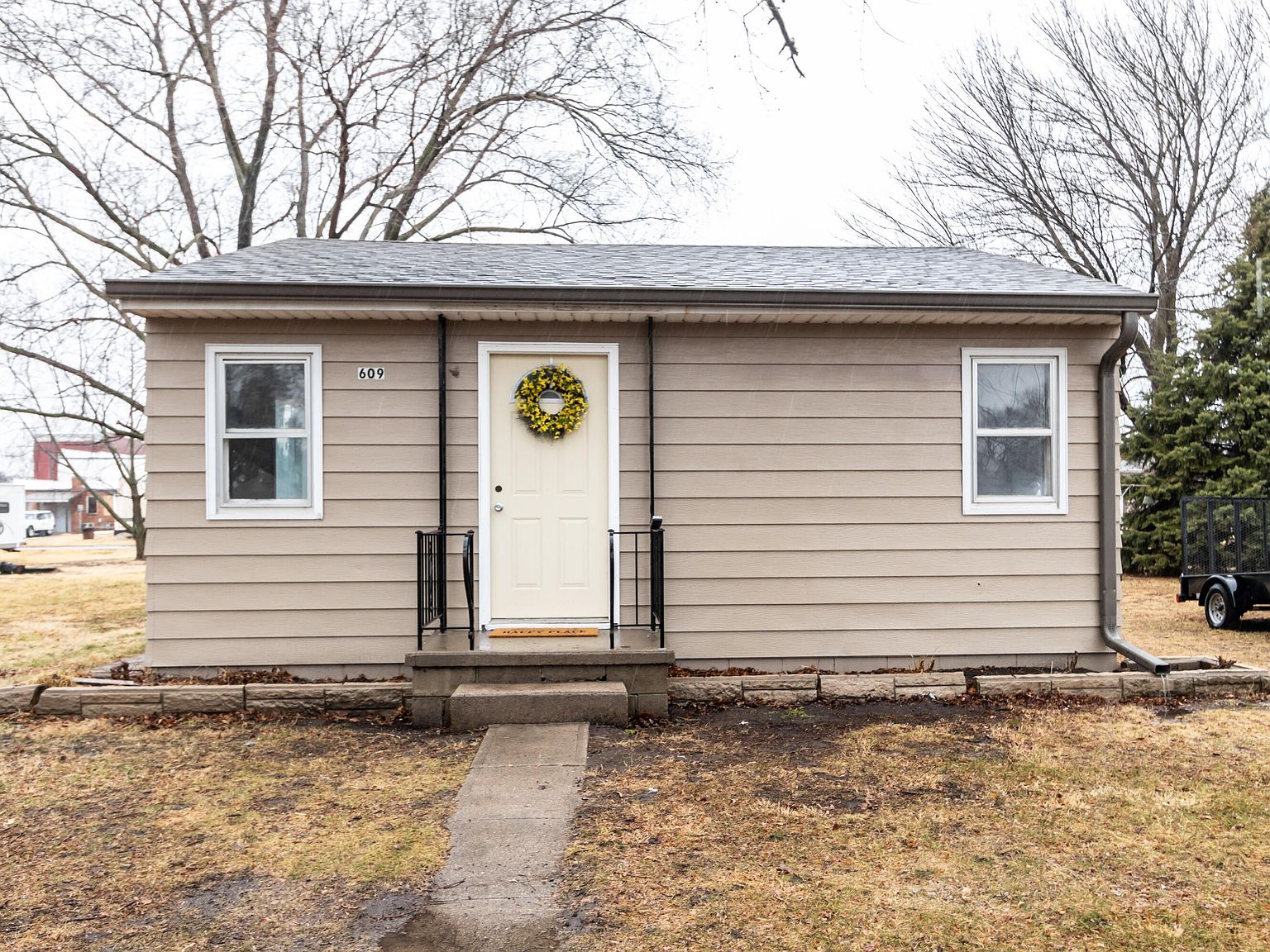 609 Tecumseh Ave, Farragut, IA 51639 | Zillow