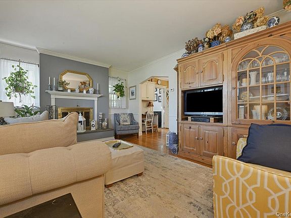 5th image of 656 5th Avenue