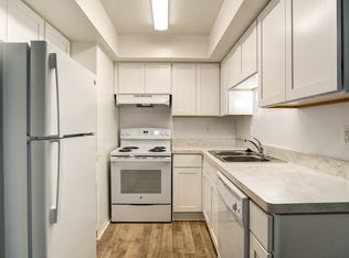 Eton Square Apartments and Townhomes, Birmingham, MI 48009