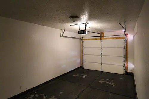 Automatic Single-Car Garage