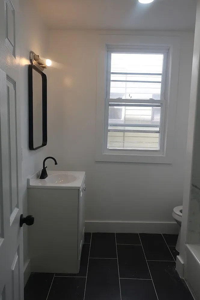 3 bed, $2,250 — Photo 4