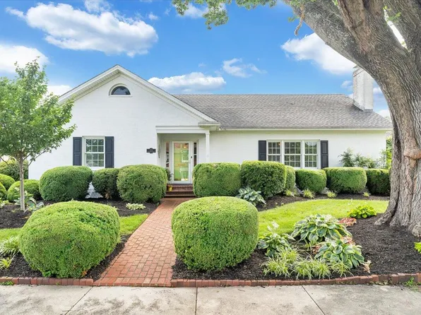 202 Taylor Ave, Salem, VA 24153