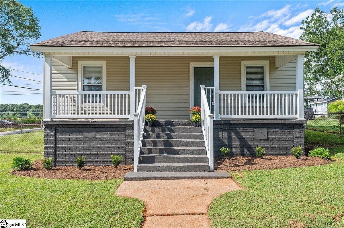 101 Lester Ave, Greenville, SC 29617 | MLS #1508337 | Zillow