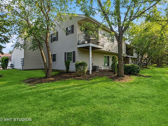2nd image of 556 E Shagbark Ln #H