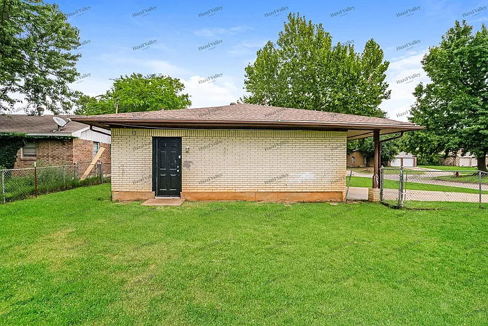 601 Royal Ave — Photo 11