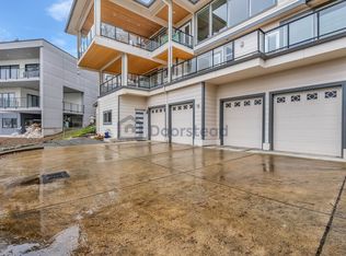 7527 117th Pl SE, Newcastle, WA 98056