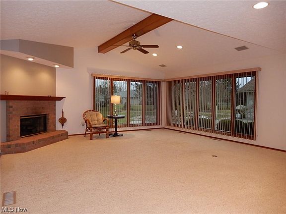 2nd image of 32847 Woodstone Cir