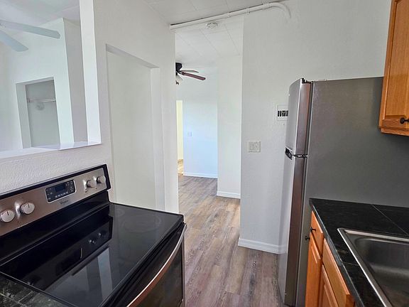 3rd image of 438 Barnett St #3